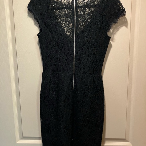 Babaton Aritzia Tobias Black Eyelash Lace V-Neck Sheath Mini Dress Size 4‎ - Picture 11 of 15